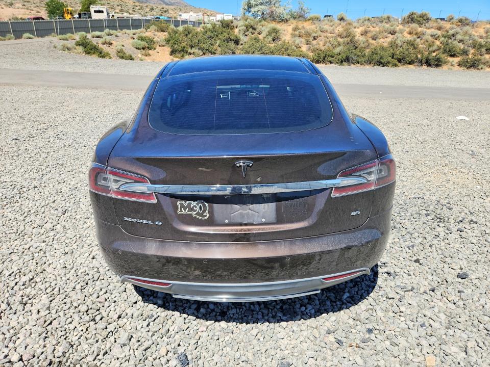 Photo 6 from auction – 2014 TESLA MODEL S with VIN 5YJSA1H19EFP48618