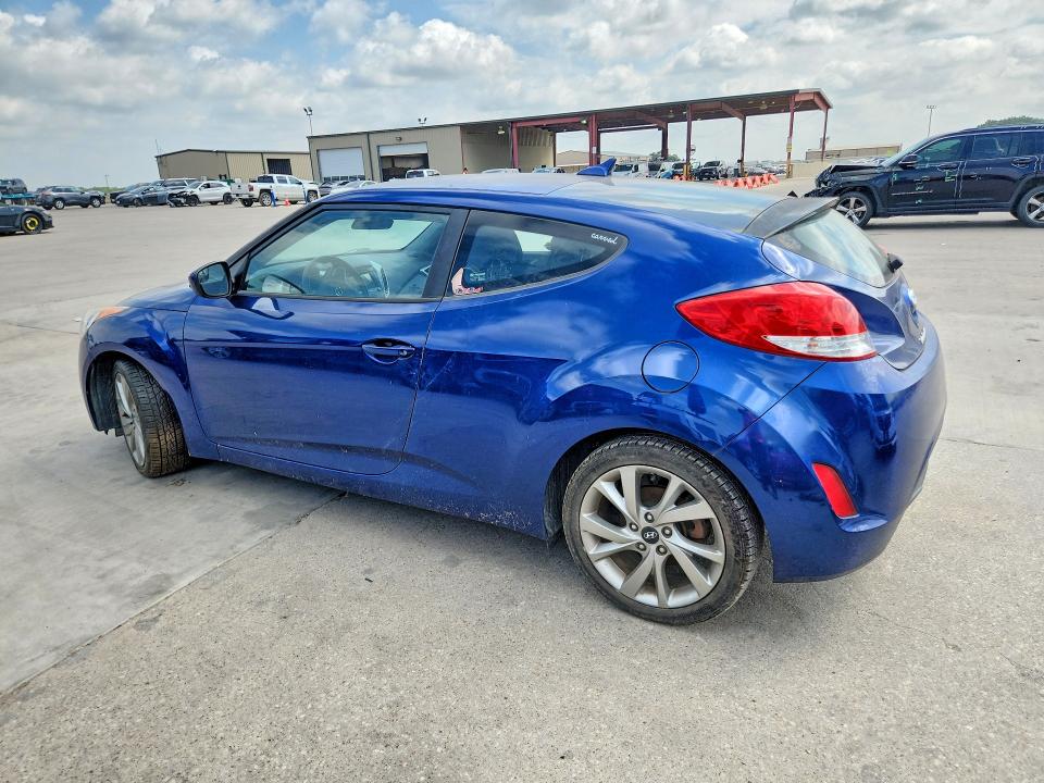 Photo 2 from auction – 2016 HYUNDAI VELOSTER with VIN KMHTC6AD1GU278087