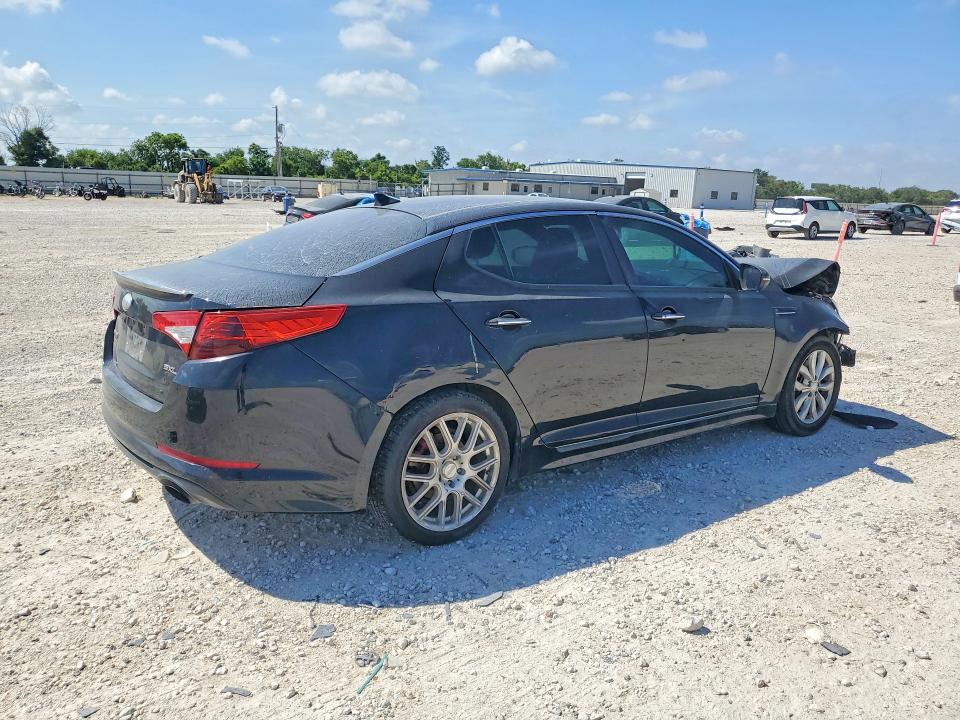 Photo 3 from auction – 2013 KIA OPTIMA with VIN 5XXGR4A63DG240761