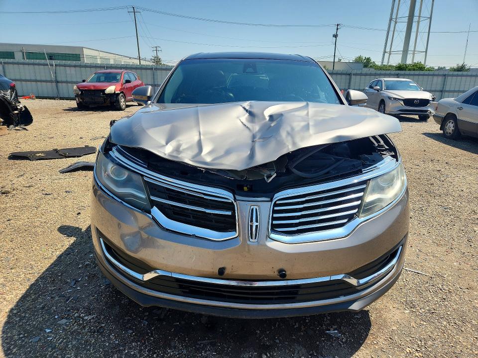 Photo 5 from auction – 2017 LINCOLN MKX with VIN 2LMPJ8LR0HBL30977
