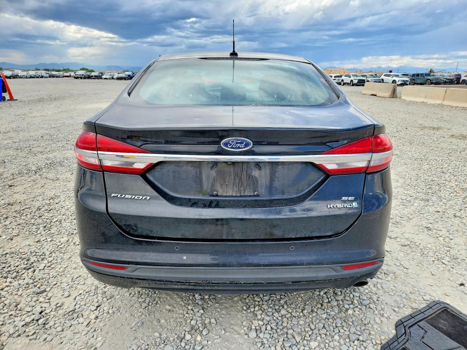 Photo 6 from auction – 2018 FORD FUSION with VIN 3FA6P0LU4JR249963
