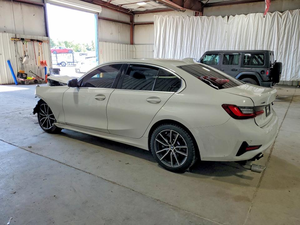 Photo 2 from auction – 2022 BMW 330XI with VIN 3MW5R7J04N8C54811