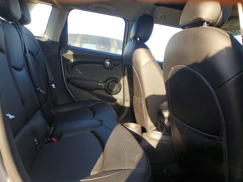 Photo 10 from auction – 2016 MINI COOPER with VIN WMWXU1C55G2D10823