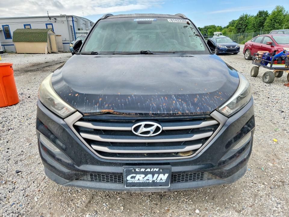 Photo 5 from auction – 2016 HYUNDAI TUCSON with VIN KM8J3CA41GU145920
