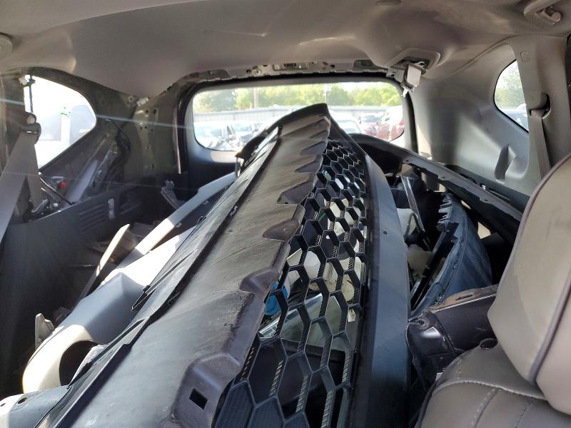 Photo 10 from auction – 2018 HONDA CR-V with VIN 7FARW2H52JE067515