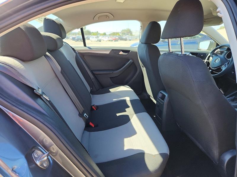 Photo 10 from auction – 2017 VOLKSWAGEN JETTA with VIN 3VW2B7AJ9HM392419