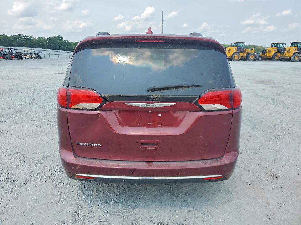Photo 6 from auction – 2017 CHRYSLER PACIFICA with VIN 2C4RC1BG2HR569402