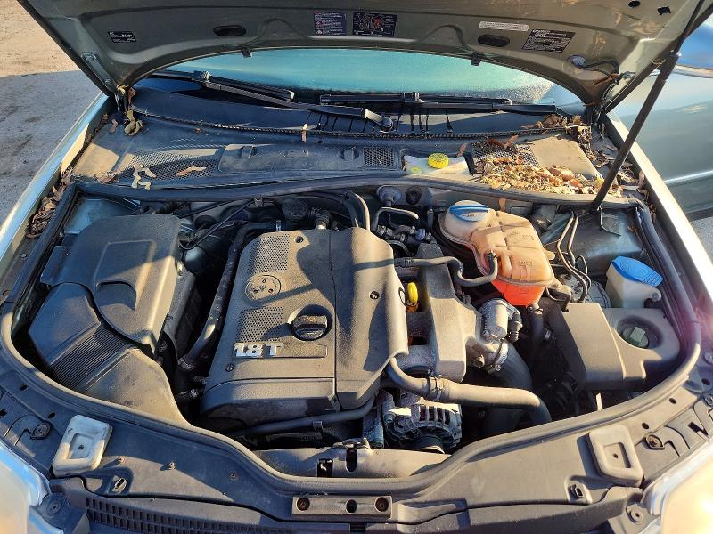 Photo 12 from auction – 2005 VOLKSWAGEN PASSAT with VIN WVWDD63B05E125130