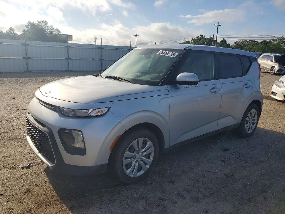 KIA SOUL 2020 with VIN KNDJ23AUXL7102919 - Photo from auction