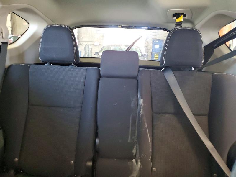 Photo 10 from auction – 2017 TOYOTA RAV4 with VIN 2T3RFREV6HW661053