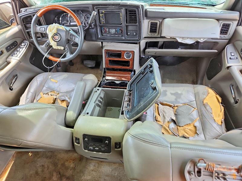 Photo 8 from auction – 2004 CADILLAC ESCALADE with VIN 3GYFK66N14G213240