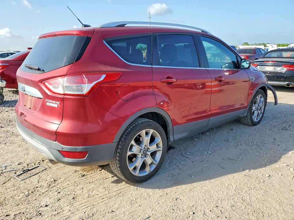 Photo 3 from auction – 2014 FORD ESCAPE with VIN 1FMCU0JX0EUE11567