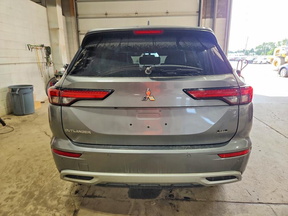 Photo 6 from auction – 2022 MITSUBISHI OUTLANDER with VIN JA4J3VA8XNZ059907