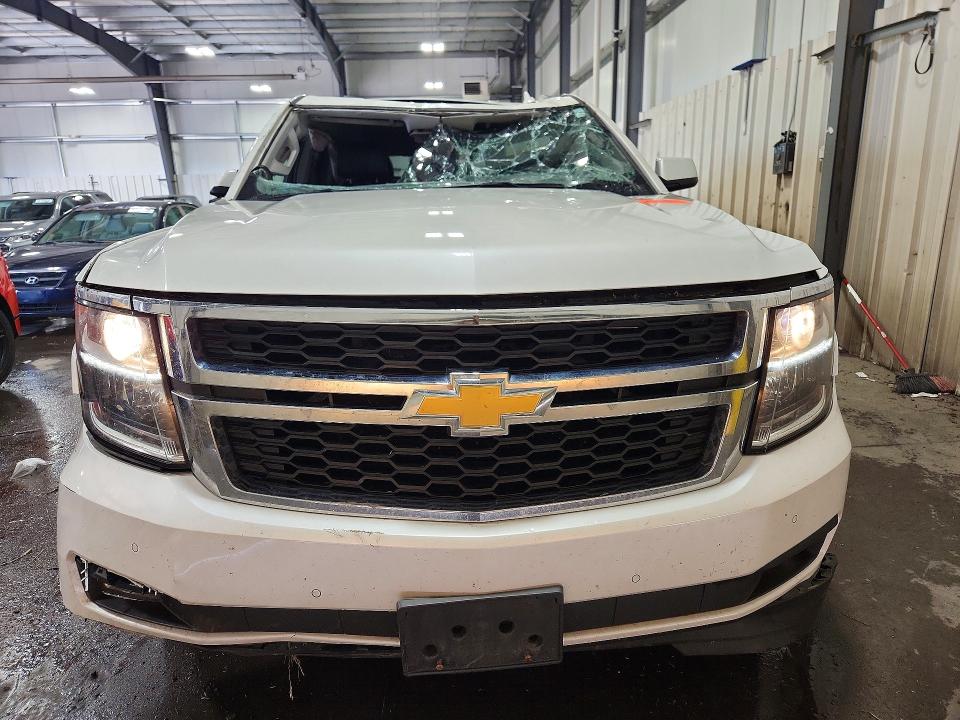 Photo 5 from auction – 2016 CHEVROLET TAHOE with VIN 1GNSKBKC7GR332794