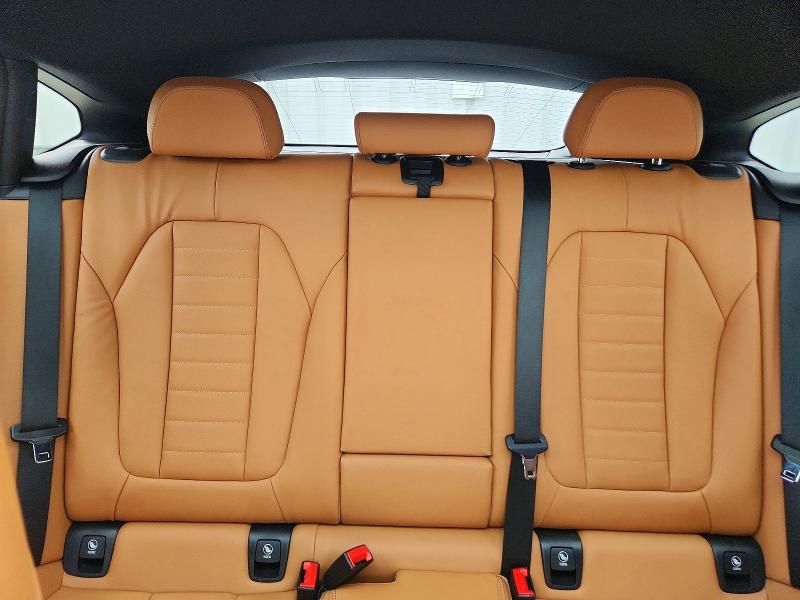 Photo 10 from auction – 2019 BMW X4 with VIN 5UXUJ3C57KLG54536