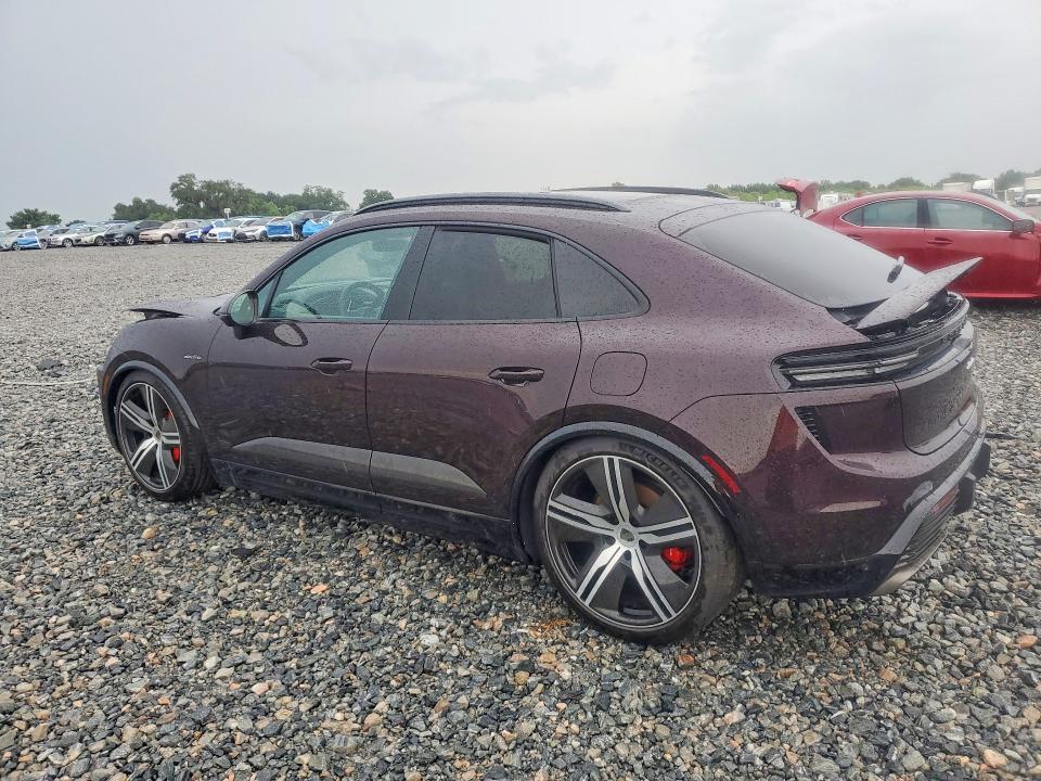 Photo 2 from auction – 2024 PORSCHE MACAN with VIN WP1AC2XA2RL200309