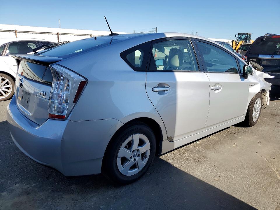 Photo 3 from auction – 2010 TOYOTA PRIUS with VIN JTDKN3DU7A0211321