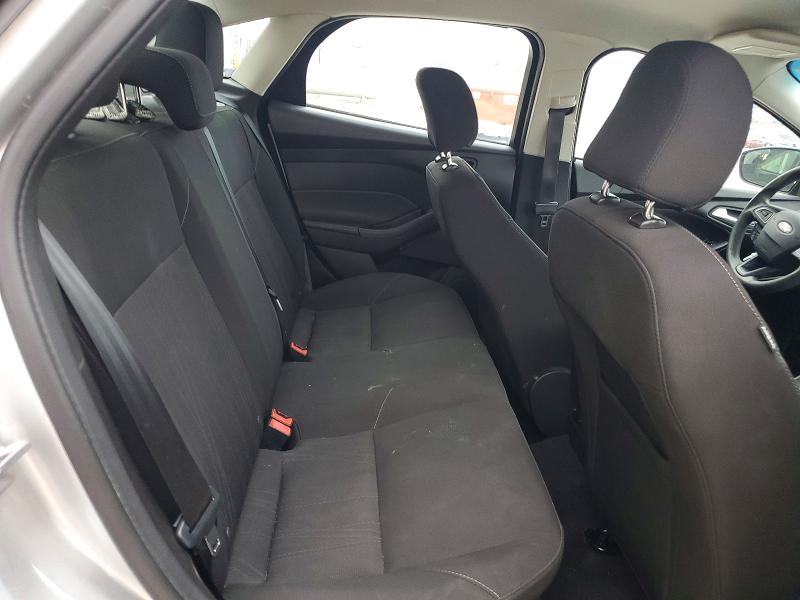 Photo 10 from auction – 2016 FORD FOCUS with VIN 1FADP3F22GL373689