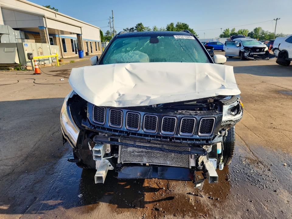 Photo 5 from auction – 2020 JEEP COMPASS with VIN 3C4NJDCB3LT155429
