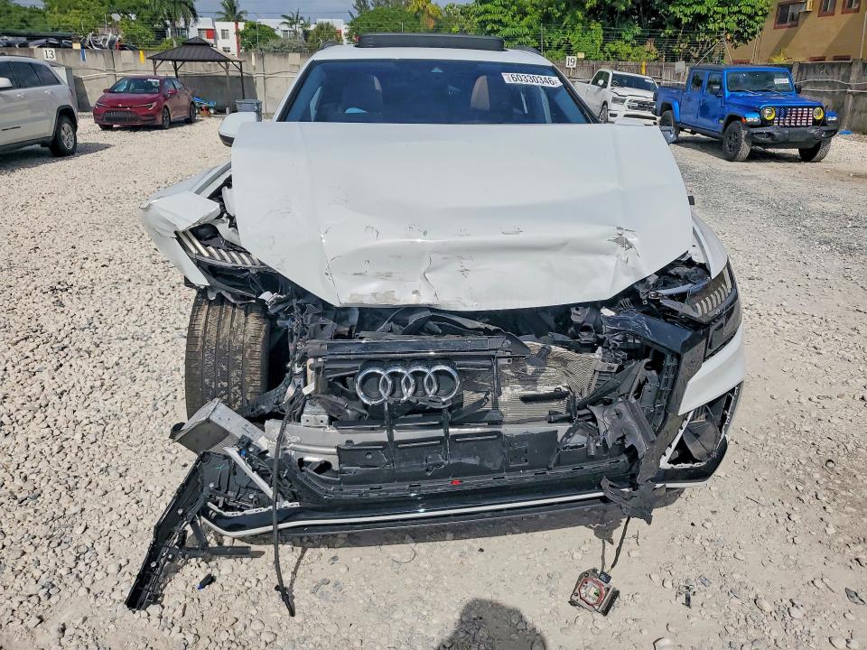 Photo 5 from auction – 2022 AUDI Q8 with VIN WA1FVBF17ND021820