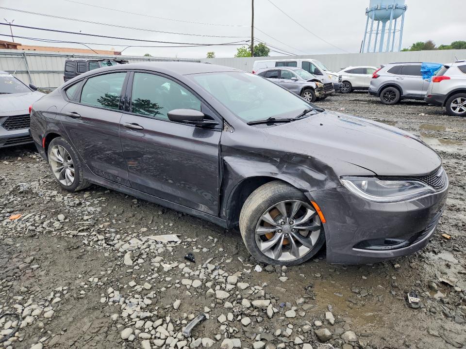 Photo 4 from auction – 2015 CHRYSLER 200 with VIN 1C3CCCBG6FN522356