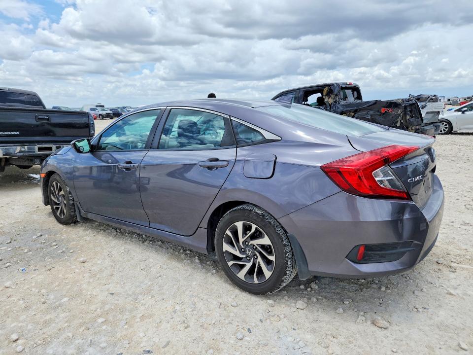 Photo 2 from auction – 2017 HONDA CIVIC with VIN 19XFC2F70HE059232