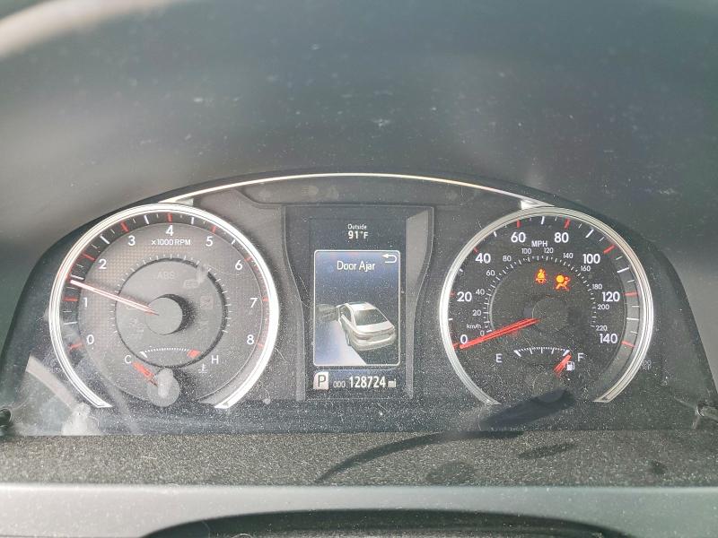 Photo 9 from auction – 2017 TOYOTA CAMRY with VIN 4T1BF1FKXHU736627