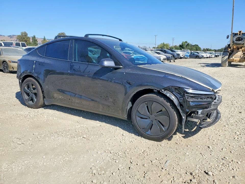 Photo 4 from auction – 2026 TESLA MODEL Y with VIN 7SAYGDEEXTF400201