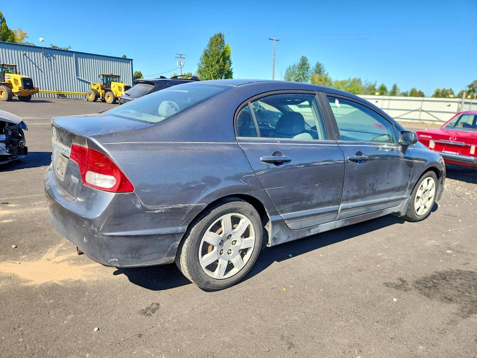 Photo 3 from auction – 2011 HONDA CIVIC with VIN 19XFA1F58BE021348