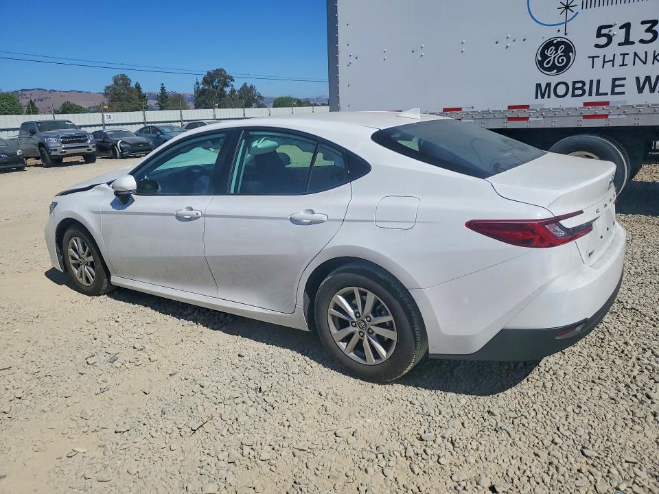 Photo 2 from auction – 2026 TOYOTA CAMRY with VIN 4T1DAACK5TU241398