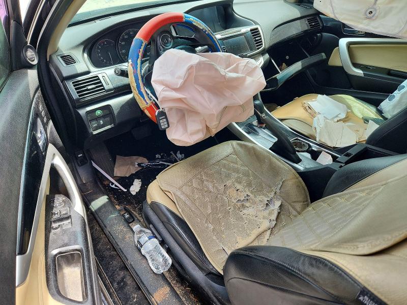 Photo 8 from auction – 2015 HONDA ACCORD with VIN 1HGCT2B82FA002646