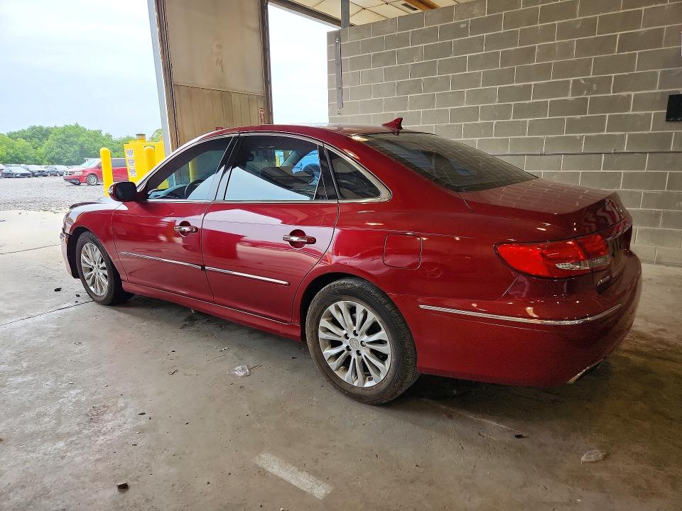 Photo 2 from auction – 2011 HYUNDAI AZERA with VIN KMHFC4DFXBA544313