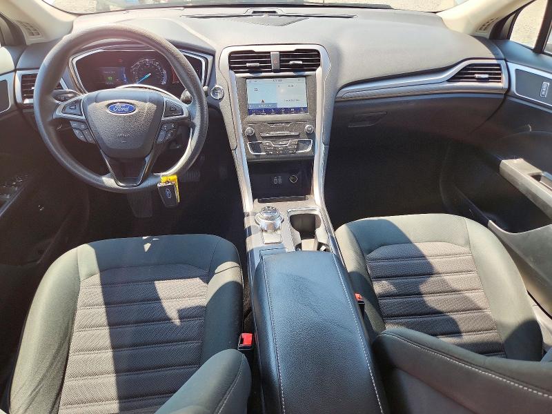 Photo 8 from auction – 2020 FORD FUSION with VIN 3FA6P0LU8LR258314