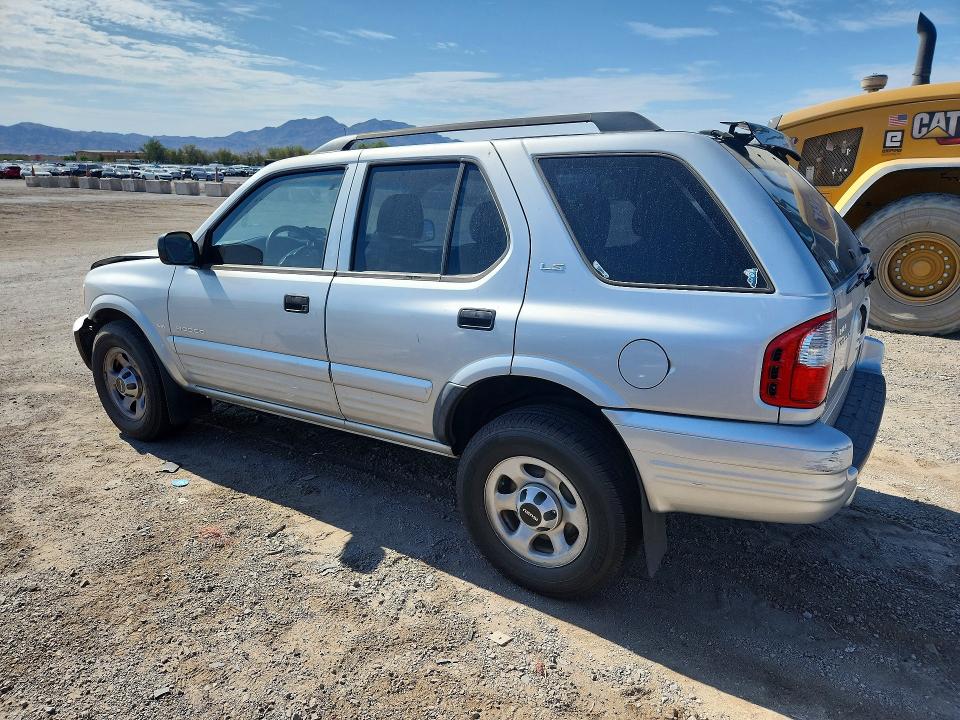 Photo 2 from auction – 2000 ISUZU RODEO with VIN 4S2CK58W3Y4354715