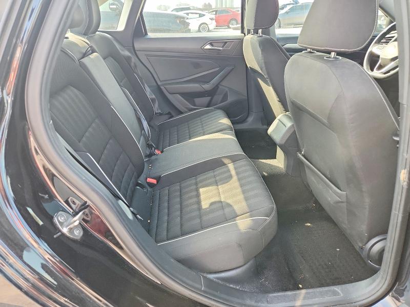 Photo 10 from auction – 2024 VOLKSWAGEN JETTA with VIN 3VWBM7BU5RM048350