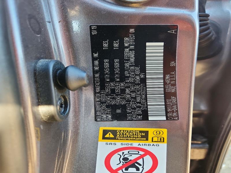 Photo 14 from auction – 2019 TOYOTA HIGHLANDER with VIN 5TDJZRFH4KS622211