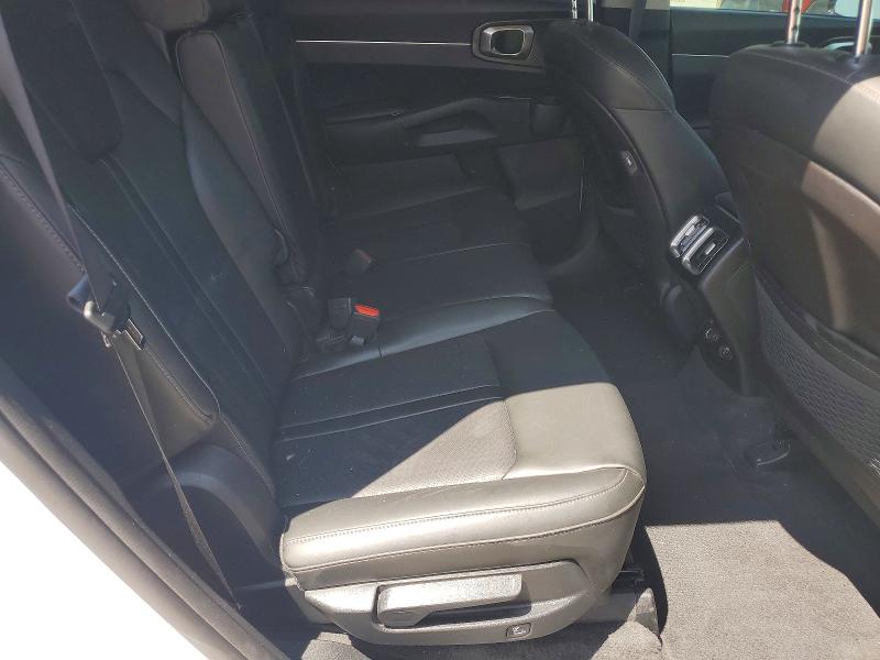 Photo 11 from auction – 2021 KIA SORENTO with VIN 5XYRLDLC9MG070303