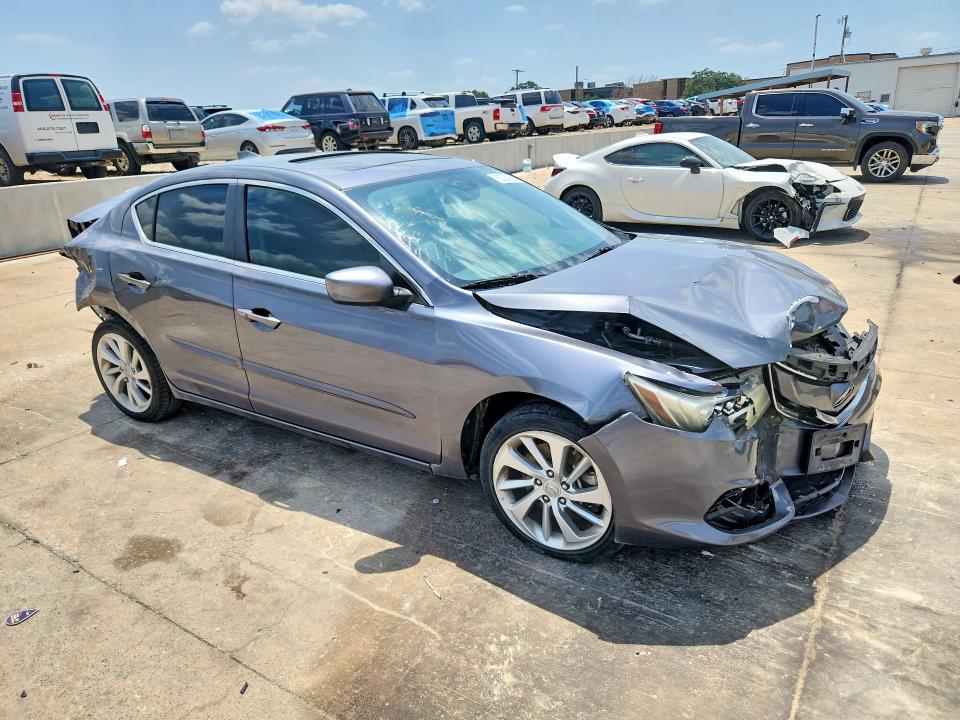 Photo 4 from auction – 2017 ACURA ILX with VIN 19UDE2F32HA013324