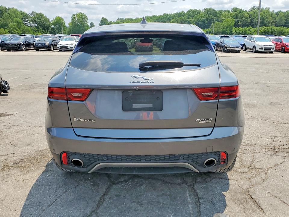 Photo 6 from auction – 2018 JAGUAR E-PACE with VIN SADFP2FX4J1Z30800