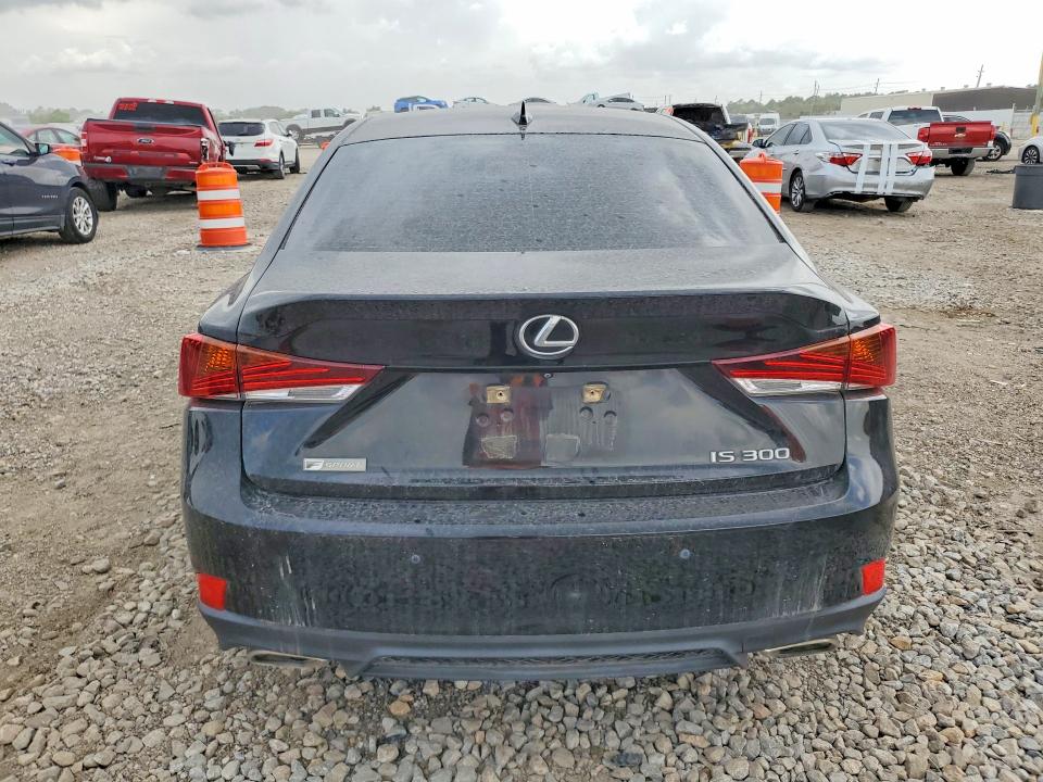صورة رقم 6 من المزاد - 2020 LEXUS IS مع VIN JTHGA1D21L5102958