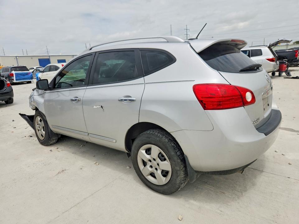 Photo 2 from auction – 2015 NISSAN ROGUE SELECT with VIN JN8AS5MT9FW668079