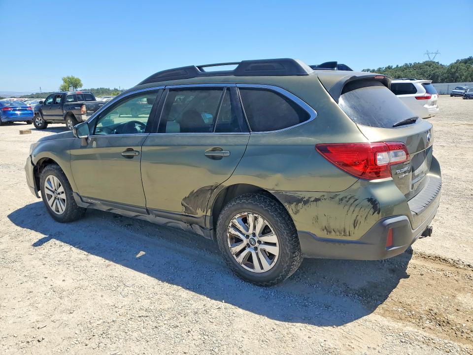 Photo 2 from auction – 2018 SUBARU OUTBACK with VIN 4S4BSACC7J3264908