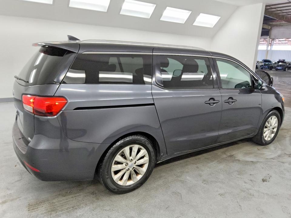 Photo 3 from auction – 2016 KIA SEDONA with VIN KNDMC5C18G6207432