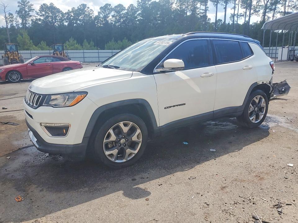 JEEP COMPASS 2018 с VIN 3C4NJCCB4JT211532 - Снимка от търг
