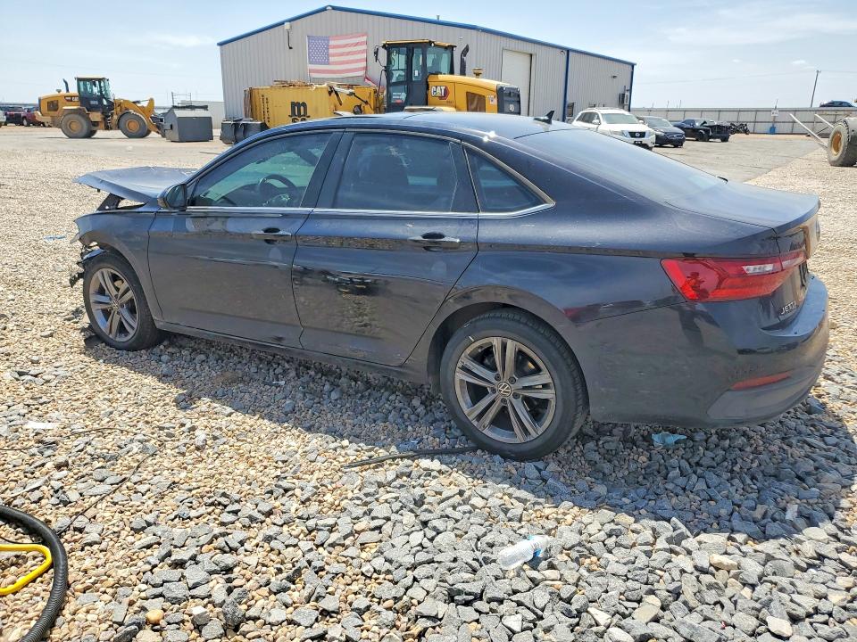 Photo 2 from auction – 2024 VOLKSWAGEN JETTA with VIN 3VW7M7BU4RM096556