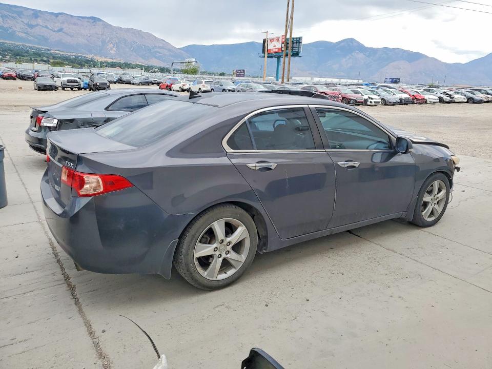 Photo 3 from auction – 2011 ACURA TSX with VIN JH4CU2F65BC003758