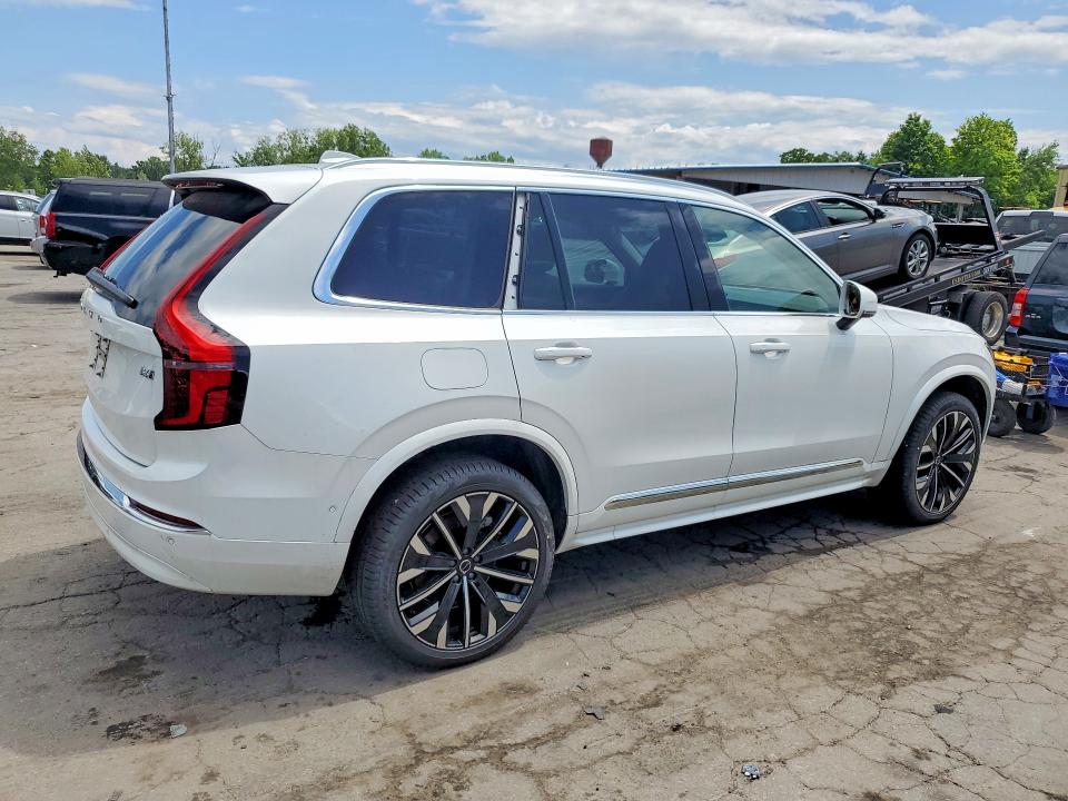 Photo 3 from auction – 2026 VOLVO XC90 with VIN YV4062PF2T1494507