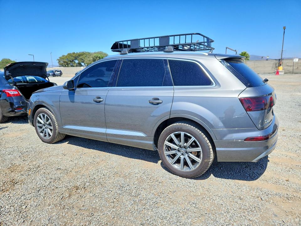Photo 2 from auction – 2018 AUDI Q7 with VIN WA1LAAF74JD028294