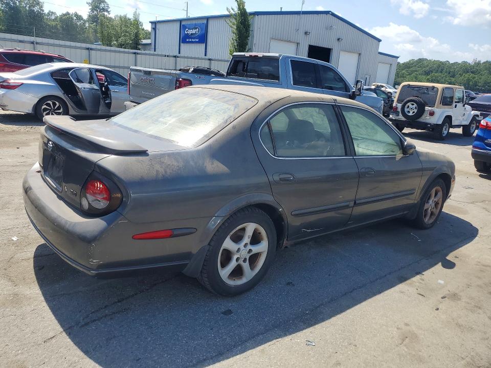 Photo 3 from auction – 2000 NISSAN MAXIMA with VIN JN1CA31D3YT740569