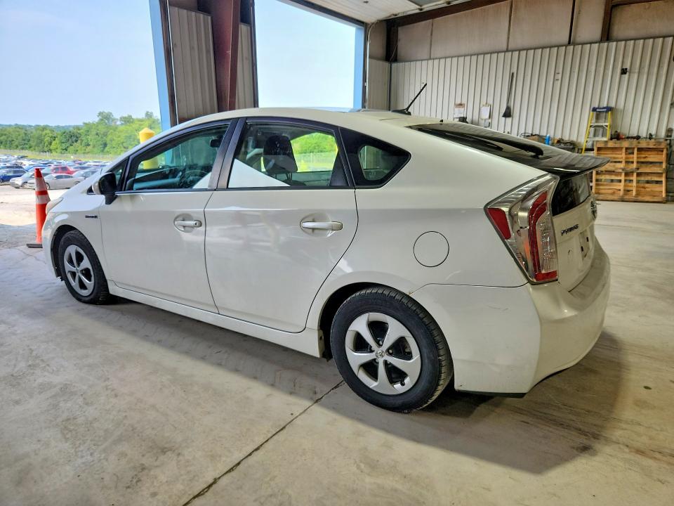 Photo 2 from auction – 2013 TOYOTA PRIUS with VIN JTDKN3DU1D5575824